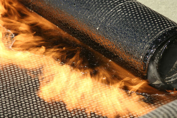 Enrob&eacute; pour ouvrage ferroviaire